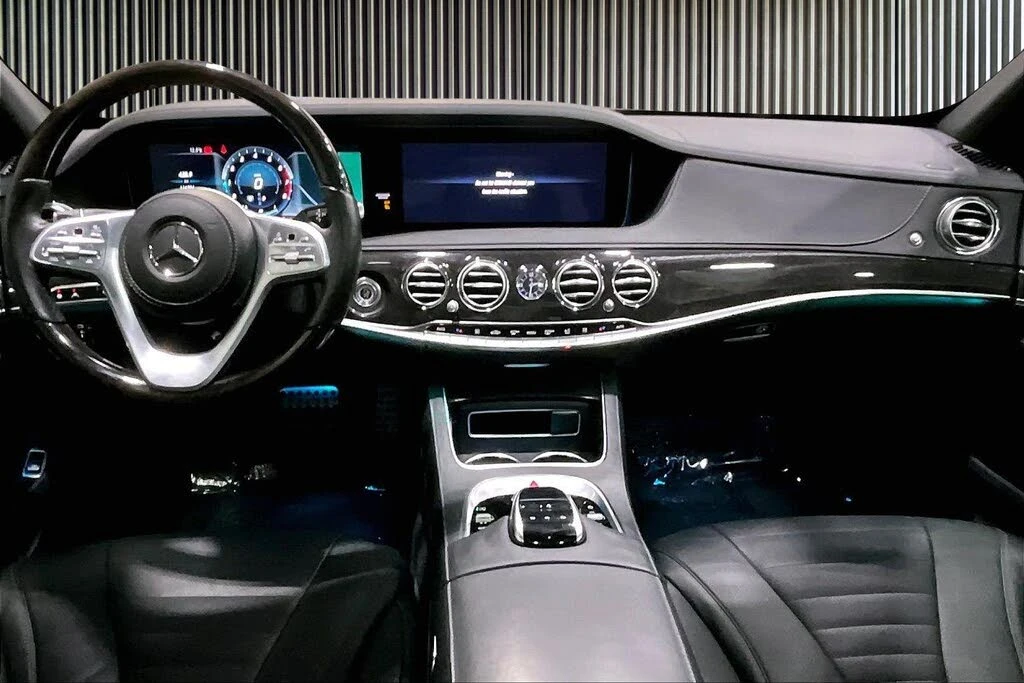 Mercedes-Benz S 560 4MATIC* AMG* BURMESTER* DISTRONIC* HEAD-UP* ОБДУХ, снимка 10 - Автомобили и джипове - 55001106
