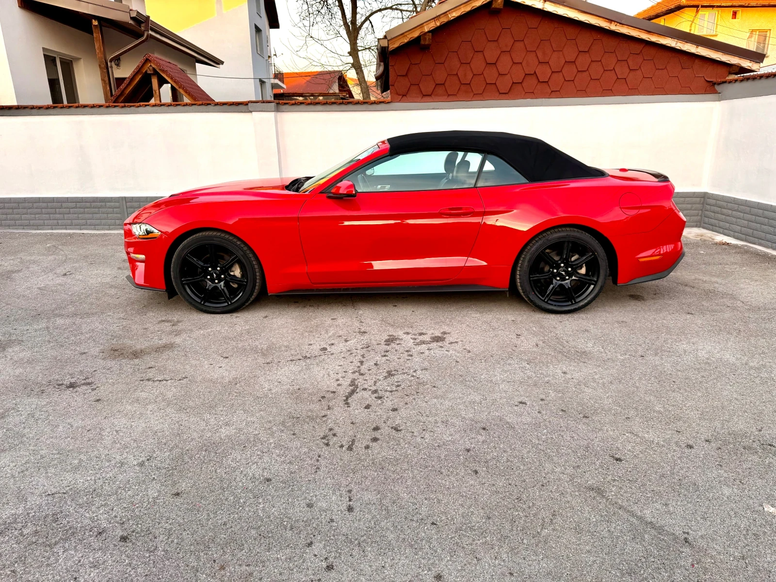 Ford Mustang Premium 2.3, снимка 3 - Автомобили и джипове - 55172964