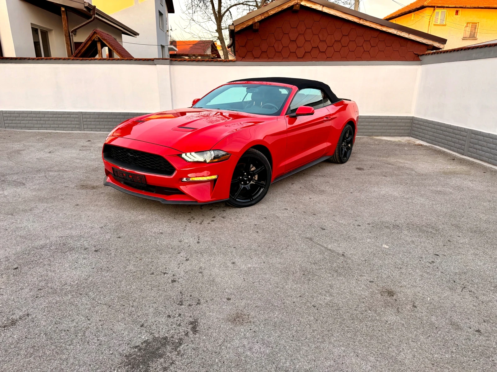 Ford Mustang Premium 2.3, снимка 2 - Автомобили и джипове - 55172964