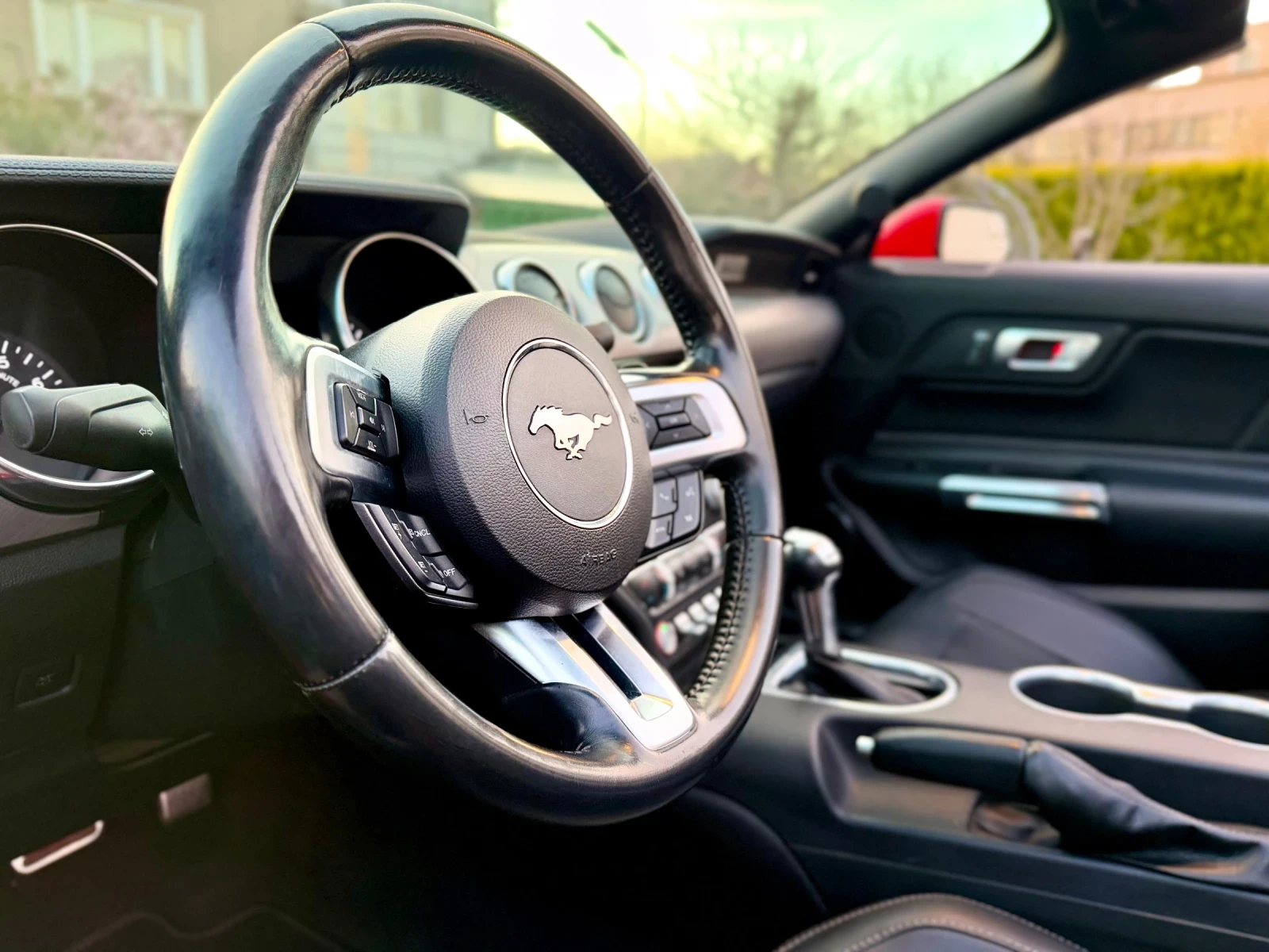Ford Mustang Premium 2.3, снимка 13 - Автомобили и джипове - 55172964
