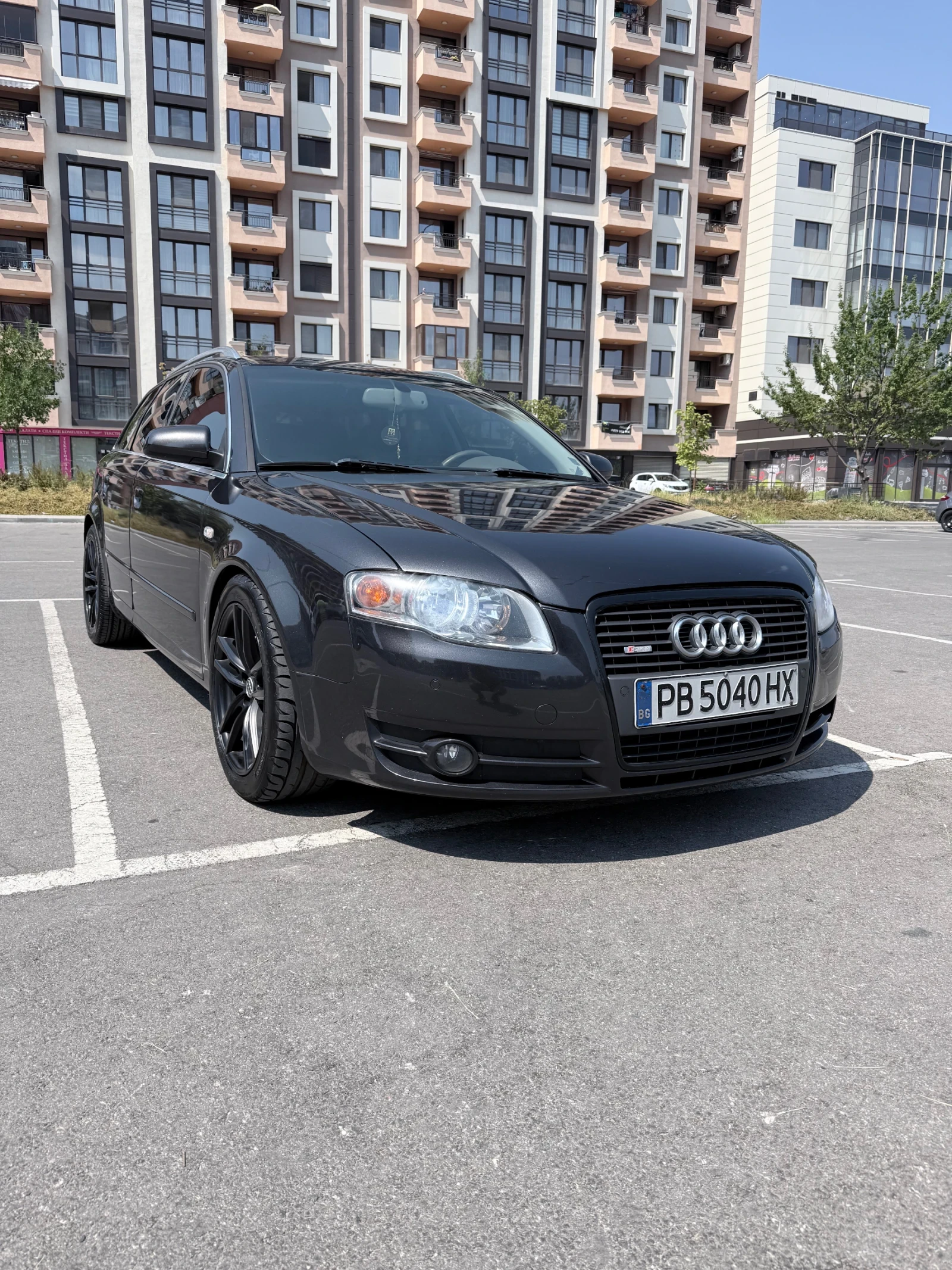 Audi A4 1.8 T 163 K.C., снимка 4 - Автомобили и джипове - 55845543