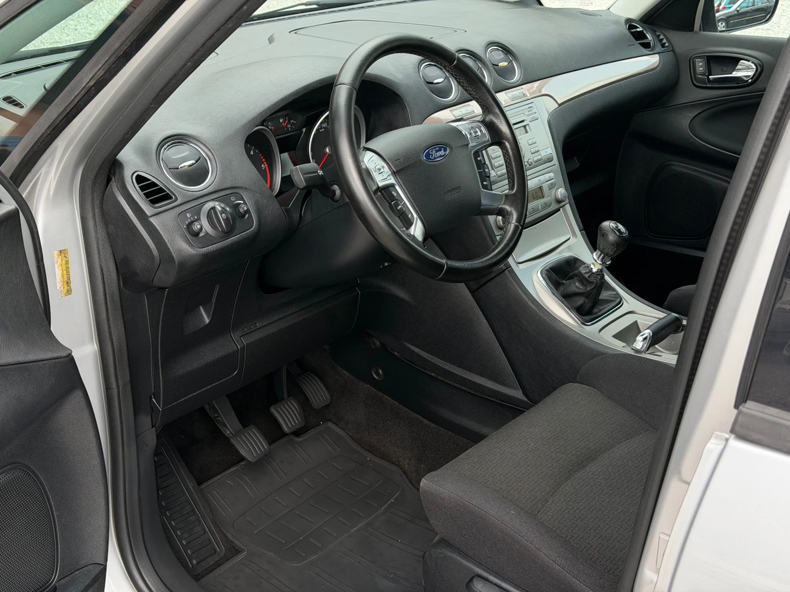 Ford S-Max 2.0TDCi 140кс * Климатроник* , снимка 9 - Автомобили и джипове - 55873059