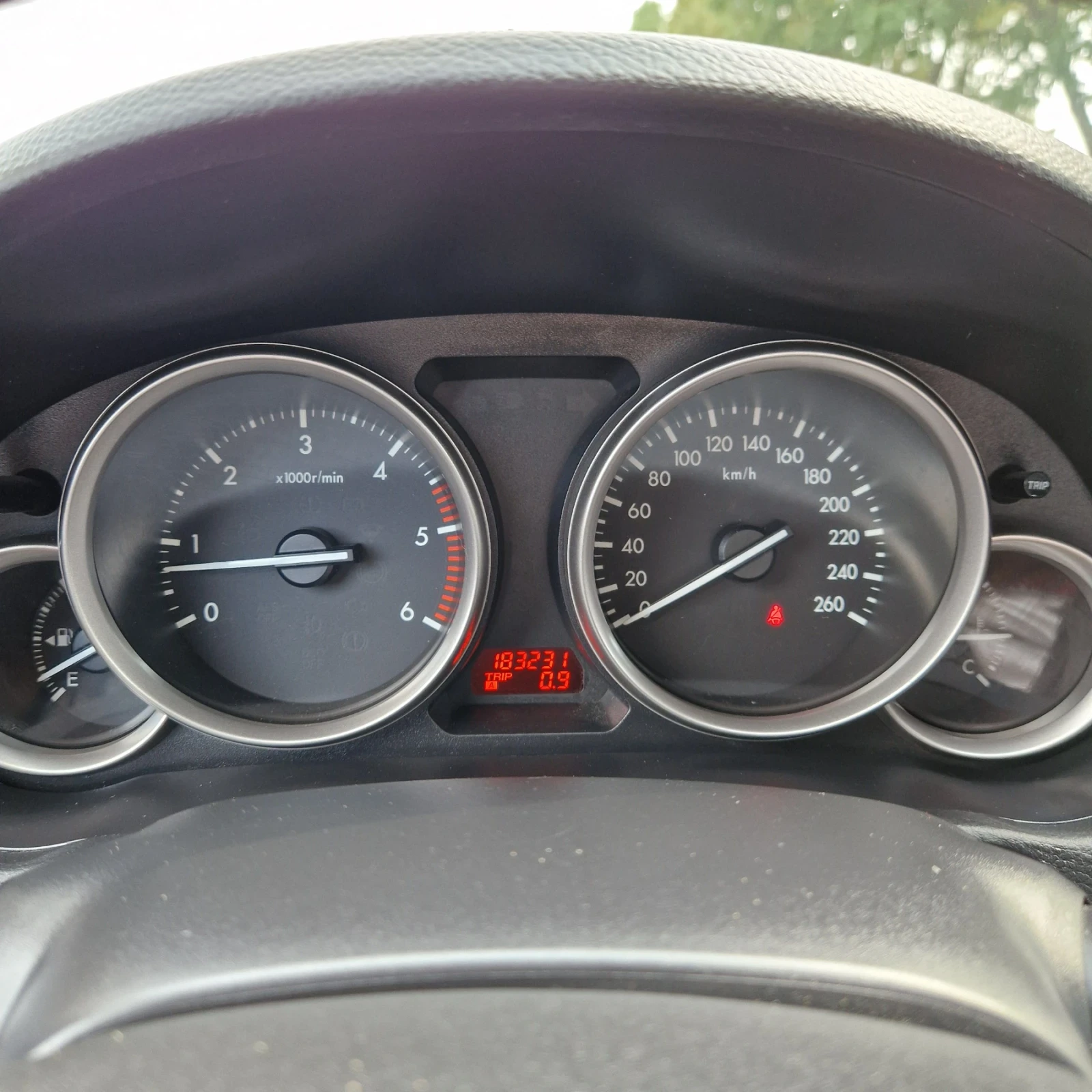Mazda 6 2.2D 129к.с, снимка 12 - Автомобили и джипове - 55940768