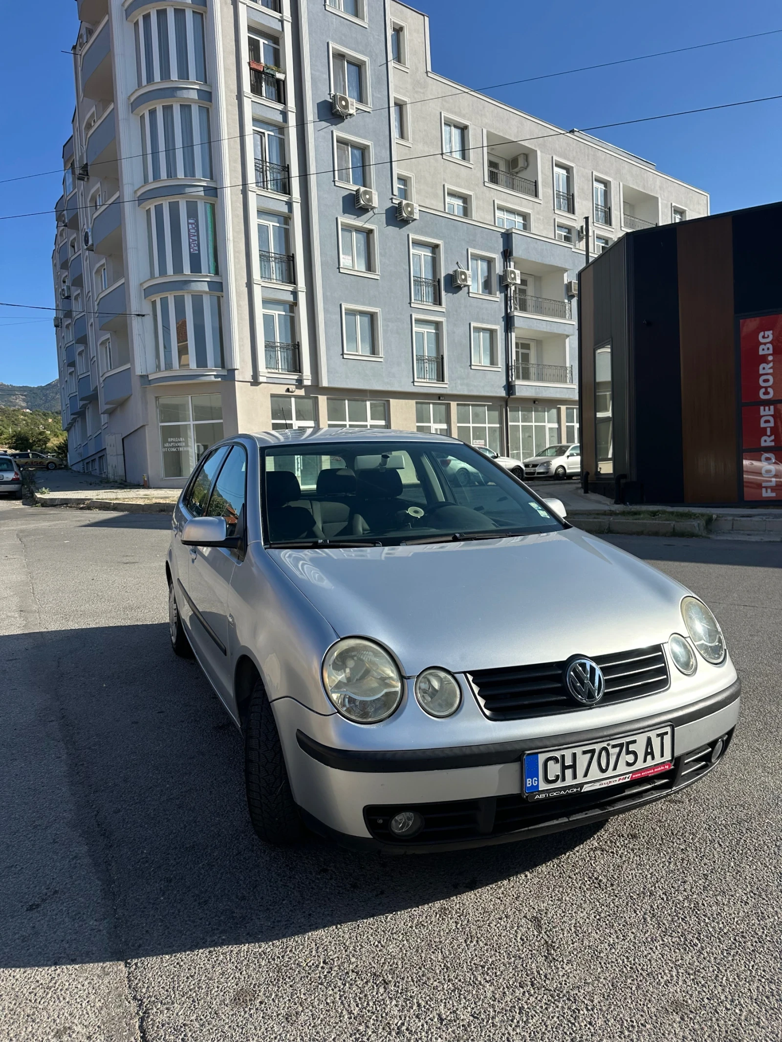 VW Polo 1.4i, снимка 2 - Автомобили и джипове - 56277793