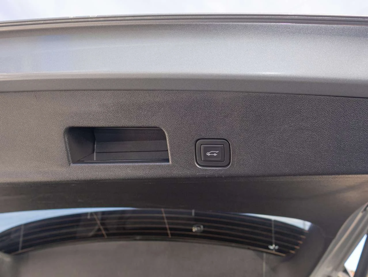 Chevrolet Traverse 2LT AWD 2.5T 7 Passenger | Heated Leather Bucket S | Mobile.bg � ����������� 12