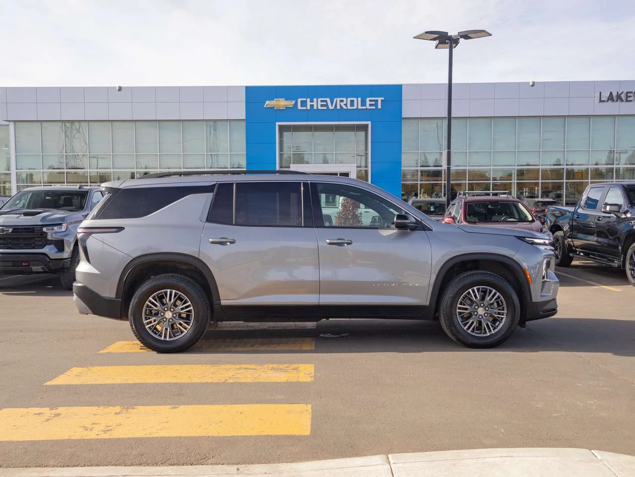 Chevrolet Traverse 2LT AWD 2.5T 7 Passenger | Heated Leather Bucket S | Mobile.bg � ����������� 13