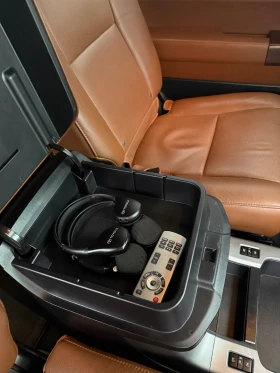 Toyota Sequoia Platinum , снимка 13