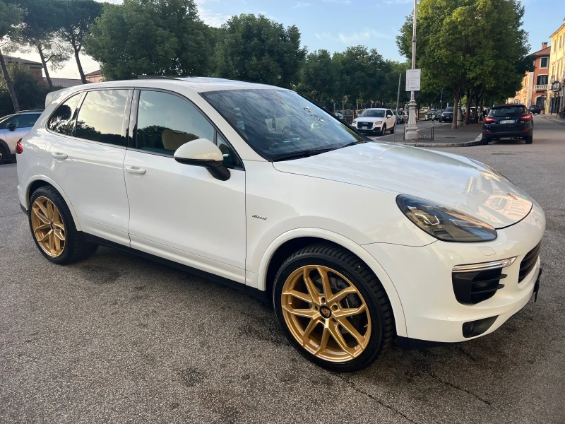 Porsche Cayenne 3.0 d феис лифт, снимка 16 - Автомобили и джипове - 48512337