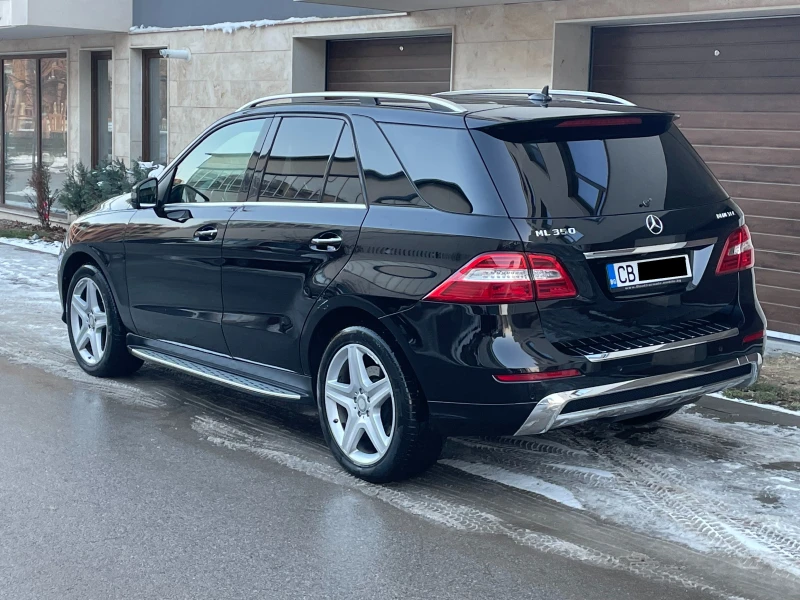 Mercedes-Benz ML 350 Bluetec 4 Matic AMG, снимка 4 - Автомобили и джипове - 48708138