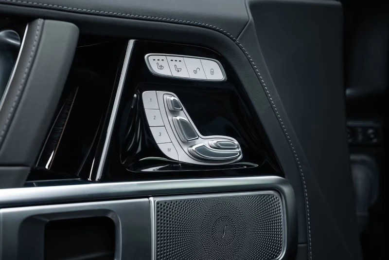 Mercedes-Benz G 63 AMG Manufaktur , снимка 6 - Автомобили и джипове - 51493790