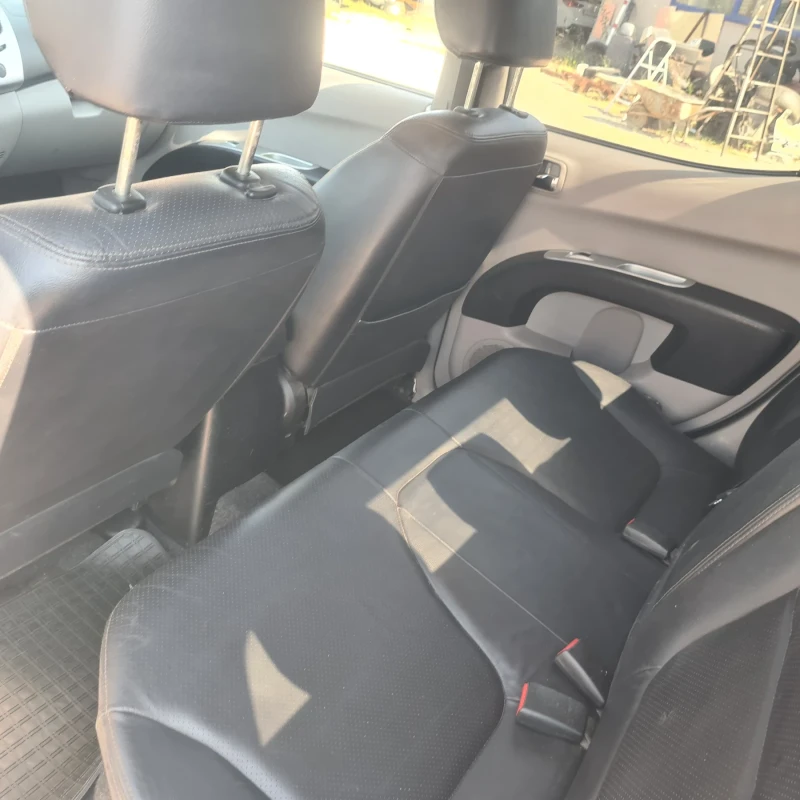 Mitsubishi L200, снимка 8 - Автомобили и джипове - 51586644