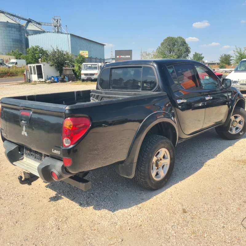 Mitsubishi L200, снимка 4 - Автомобили и джипове - 51586644