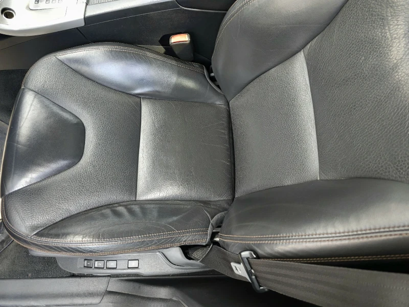 Volvo XC60 3.2 AWD, снимка 10 - Автомобили и джипове - 52657968