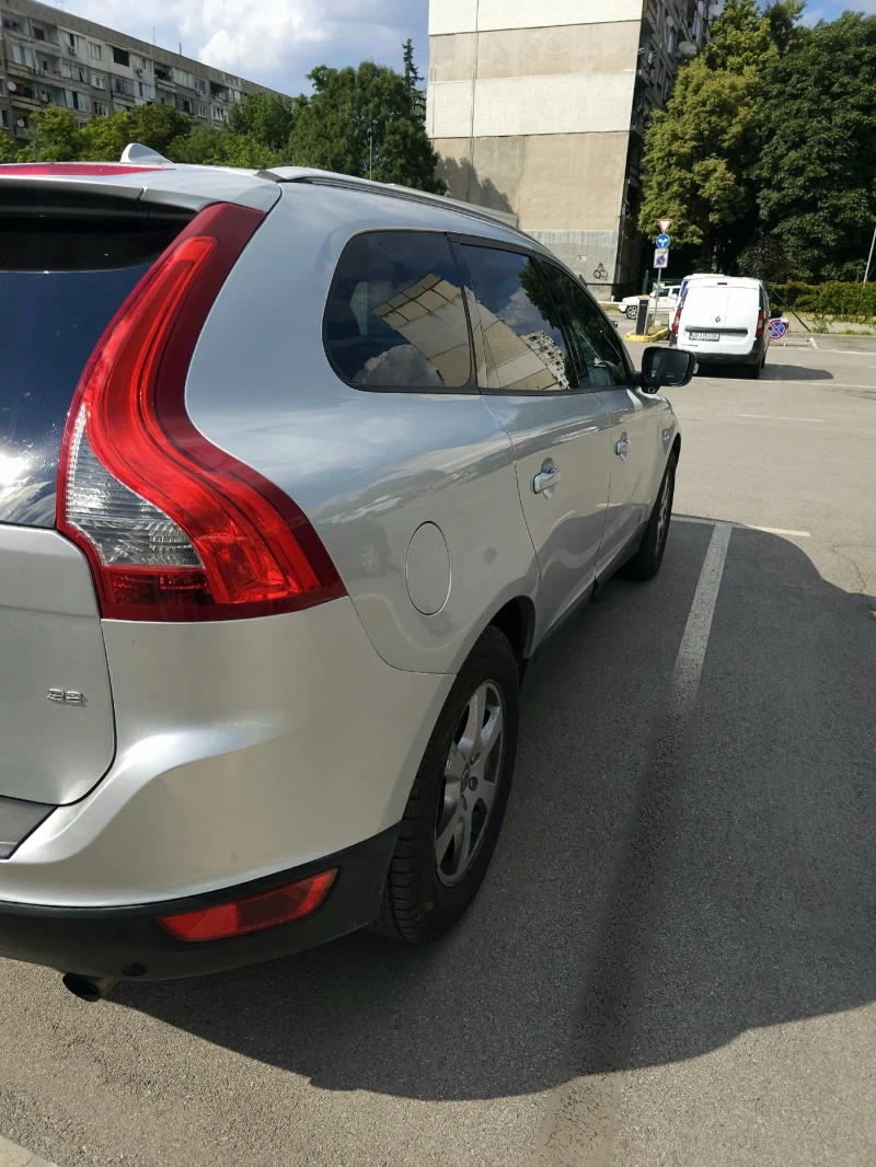Volvo XC60 3.2 AWD, снимка 7 - Автомобили и джипове - 52657968