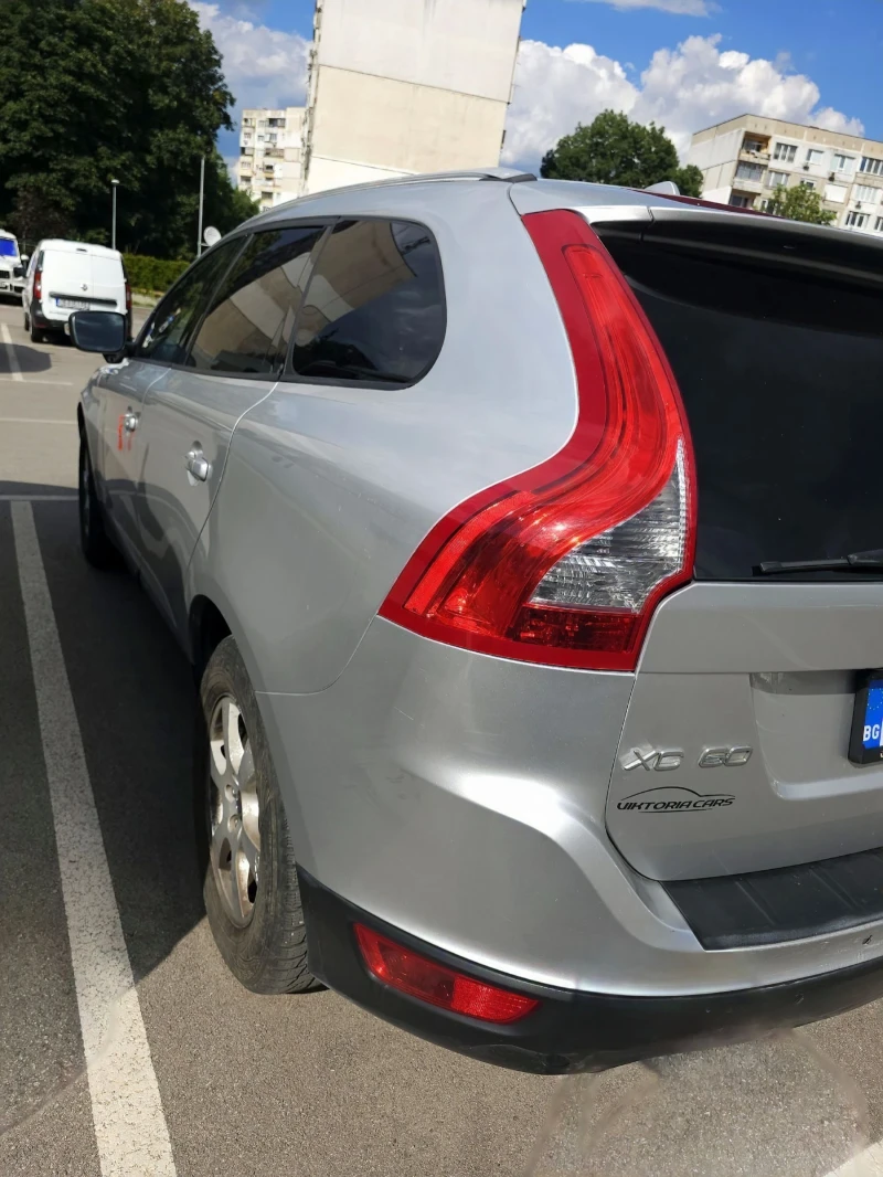 Volvo XC60 3.2 AWD, снимка 6 - Автомобили и джипове - 52657968