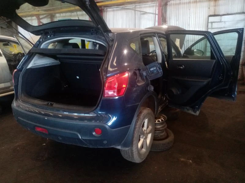 Nissan Qashqai 2.0I..ЧАСТИ, снимка 4 - Автомобили и джипове - 29977303