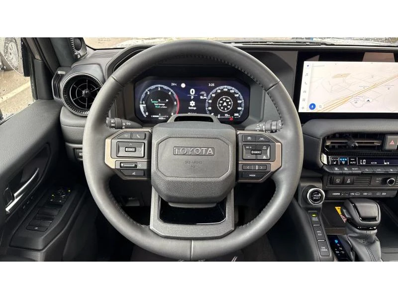 Toyota Land cruiser 250 2.8D 8AT LUXURY, снимка 13 - Автомобили и джипове - 55141309