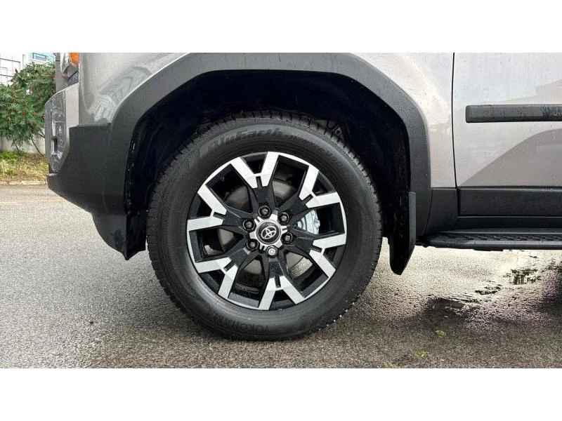 Toyota Land cruiser 250 2.8D 8AT LUXURY, снимка 16 - Автомобили и джипове - 55141309