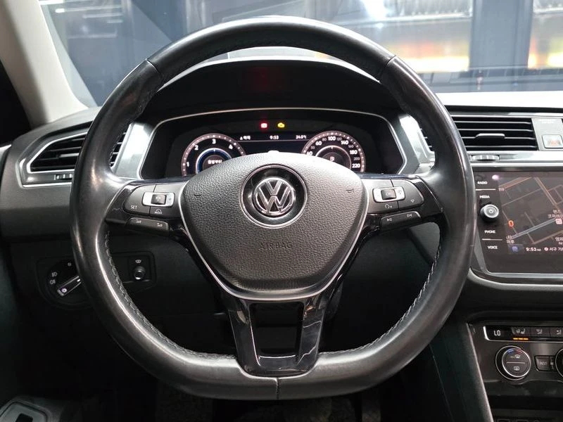 VW Tiguan 2.0 TDI 4Motion Prestige| 150к.с.| ВКЛ.ТЕХНОТЕСТ, снимка 13 - Автомобили и джипове - 55616279