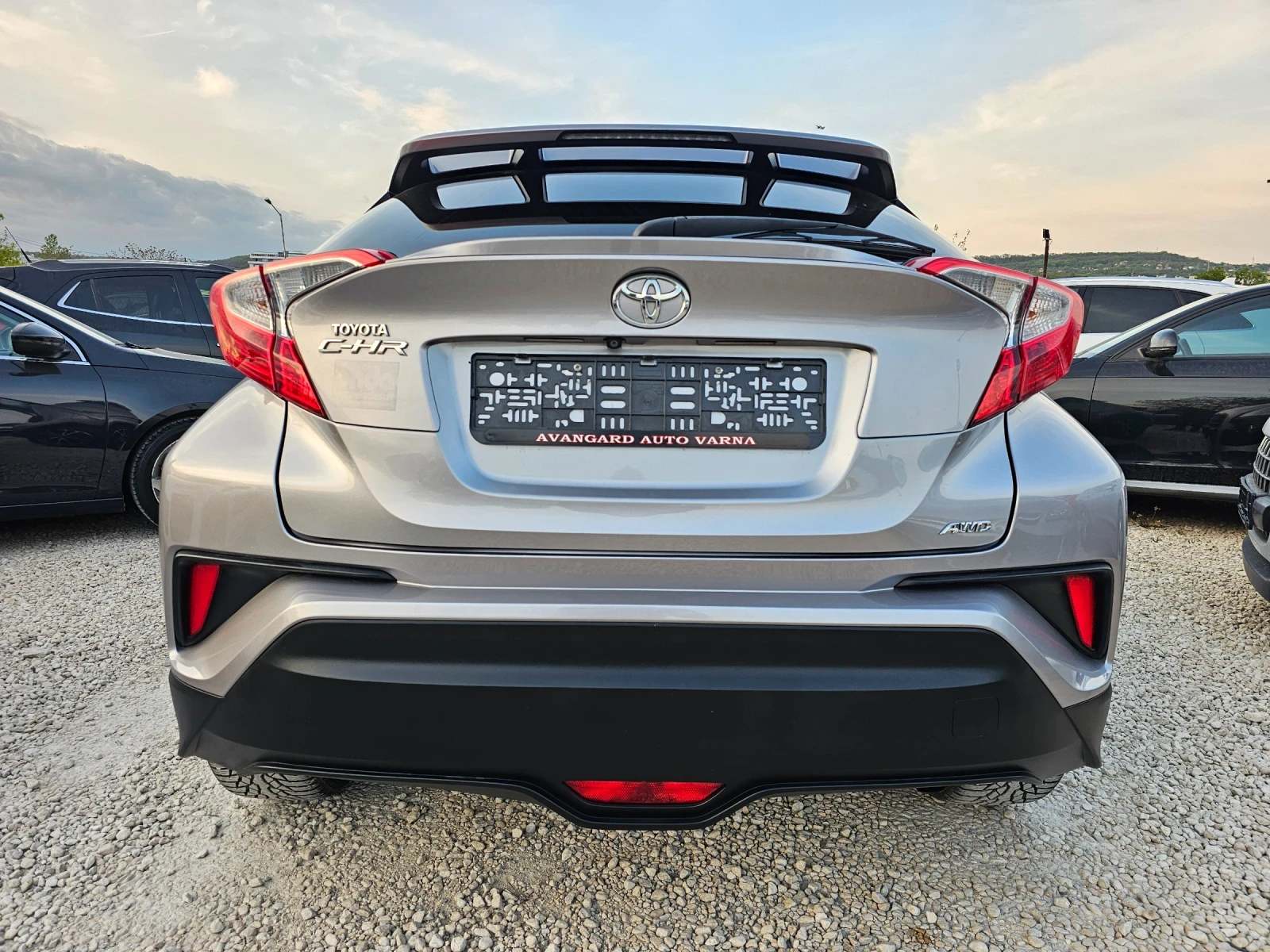 Toyota C-HR 1.2i, 116к.с., 4х4  - изображение 5