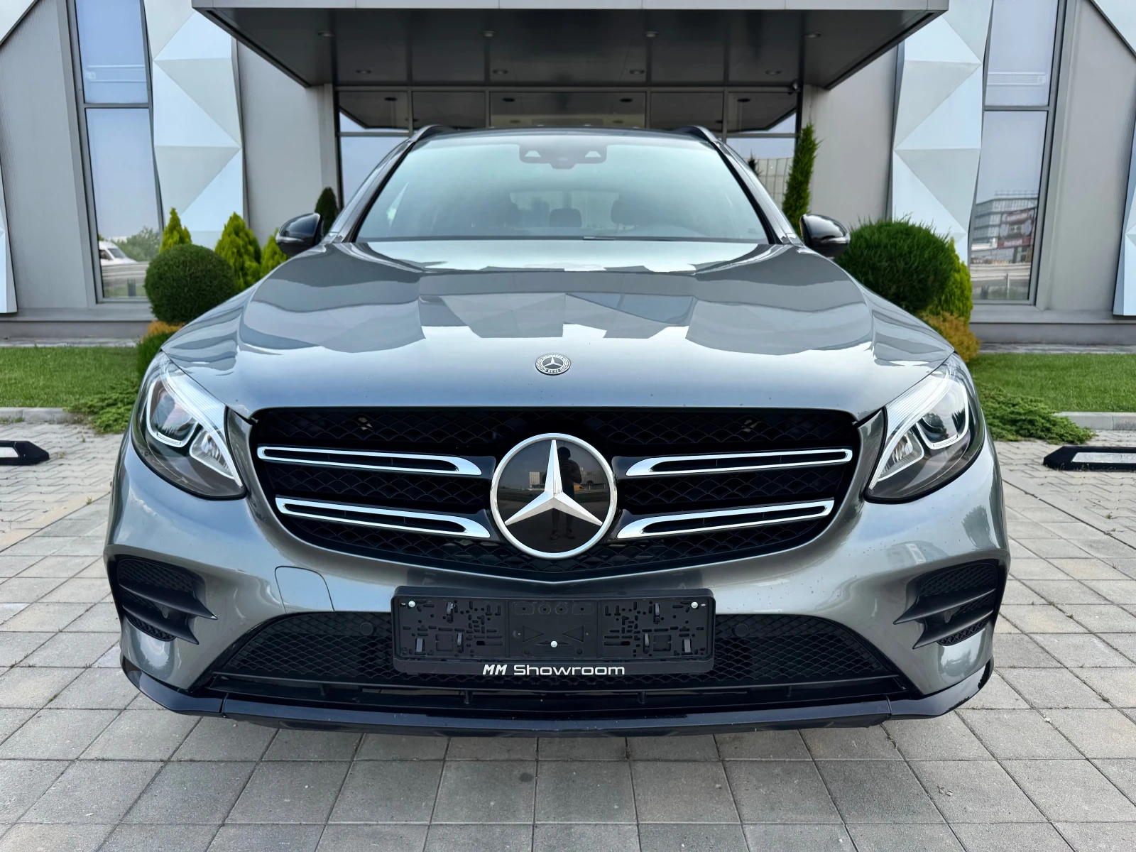 Mercedes-Benz GLC 350 AMG-DISTRONIC+ -BLIND-SPOT-LANE-ASIST-ПОДГРЕВ- - изображение 2