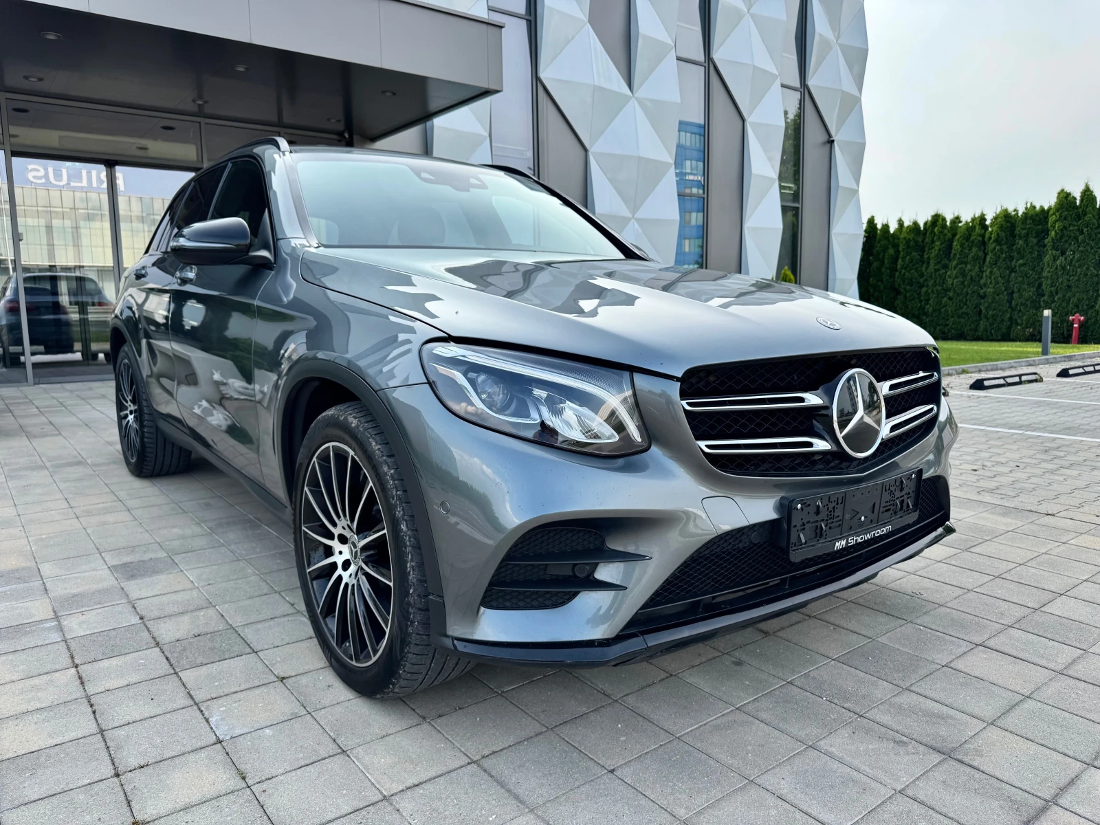 Mercedes-Benz GLC 350 AMG-DISTRONIC+ -BLIND-SPOT-LANE-ASIST-ПОДГРЕВ- - изображение 3