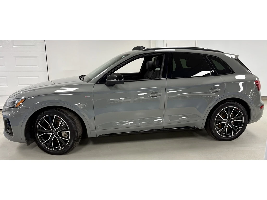 Audi Q5 Progressiv* Black Optic* Nardo Grey* Distronic*  - изображение 6
