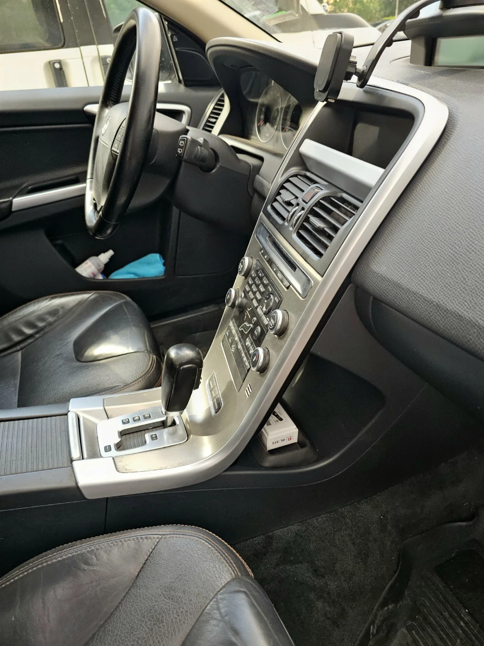 Volvo XC60 3.2 AWD | Mobile.bg � ����������� 12