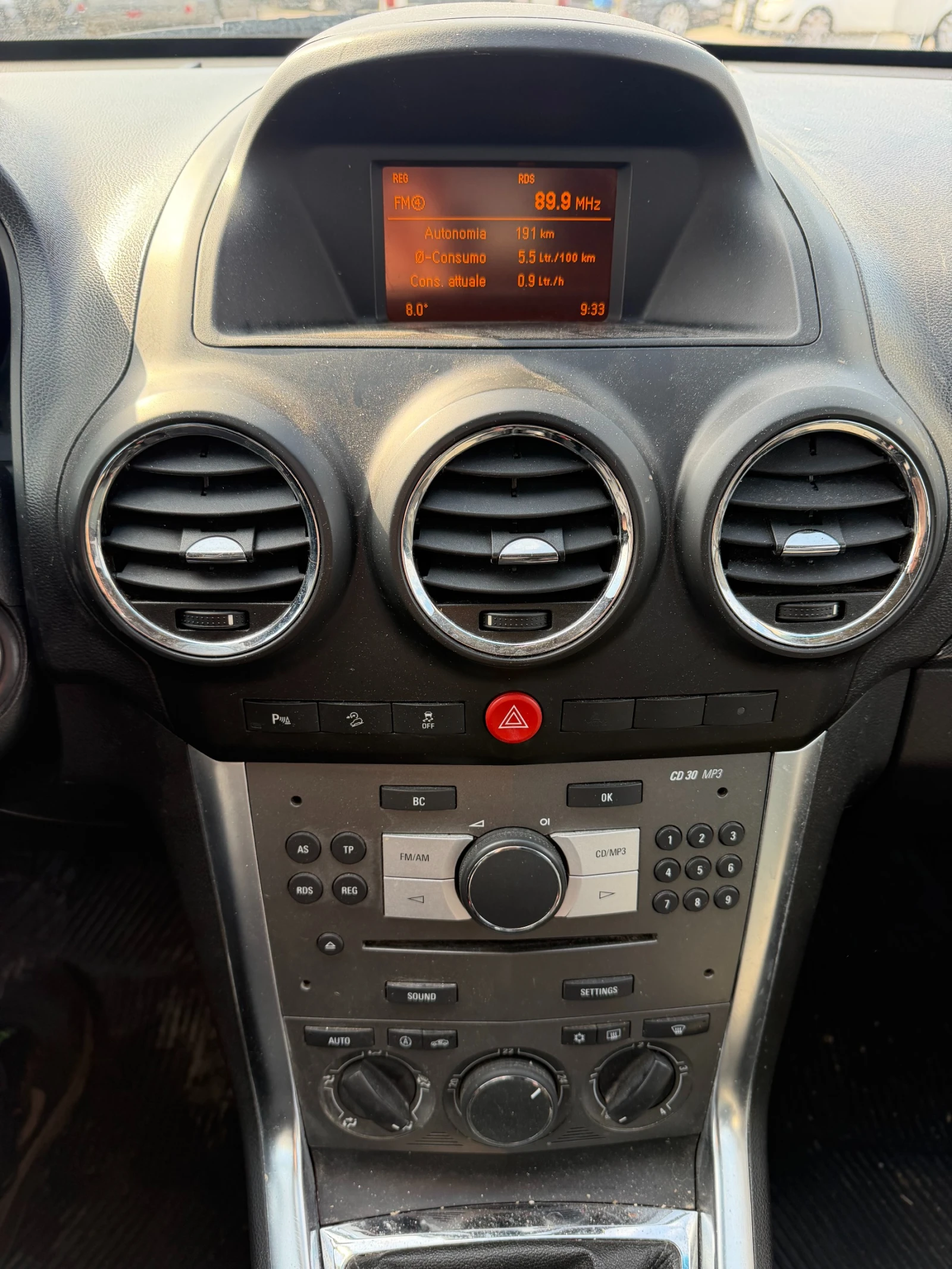 Opel Antara 2.2CDTI 4X4 EURO 5, снимка 12 - Автомобили и джипове - 53865113