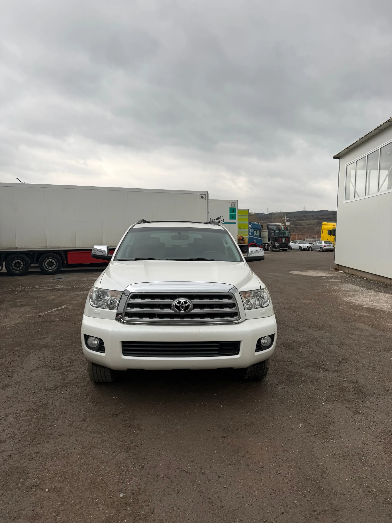 Toyota Sequoia Platinum , снимка 3 - Автомобили и джипове - 53963827
