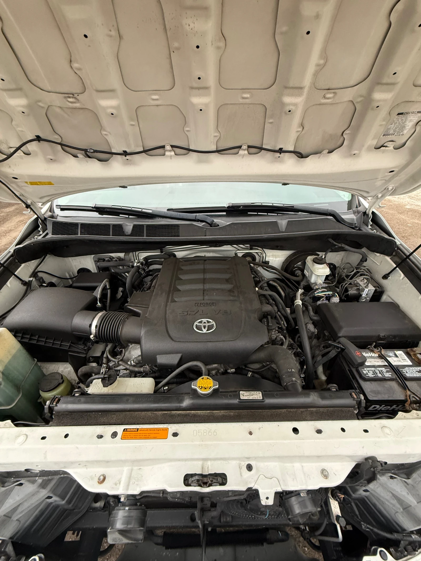 Toyota Sequoia Platinum , снимка 15 - Автомобили и джипове - 53963827