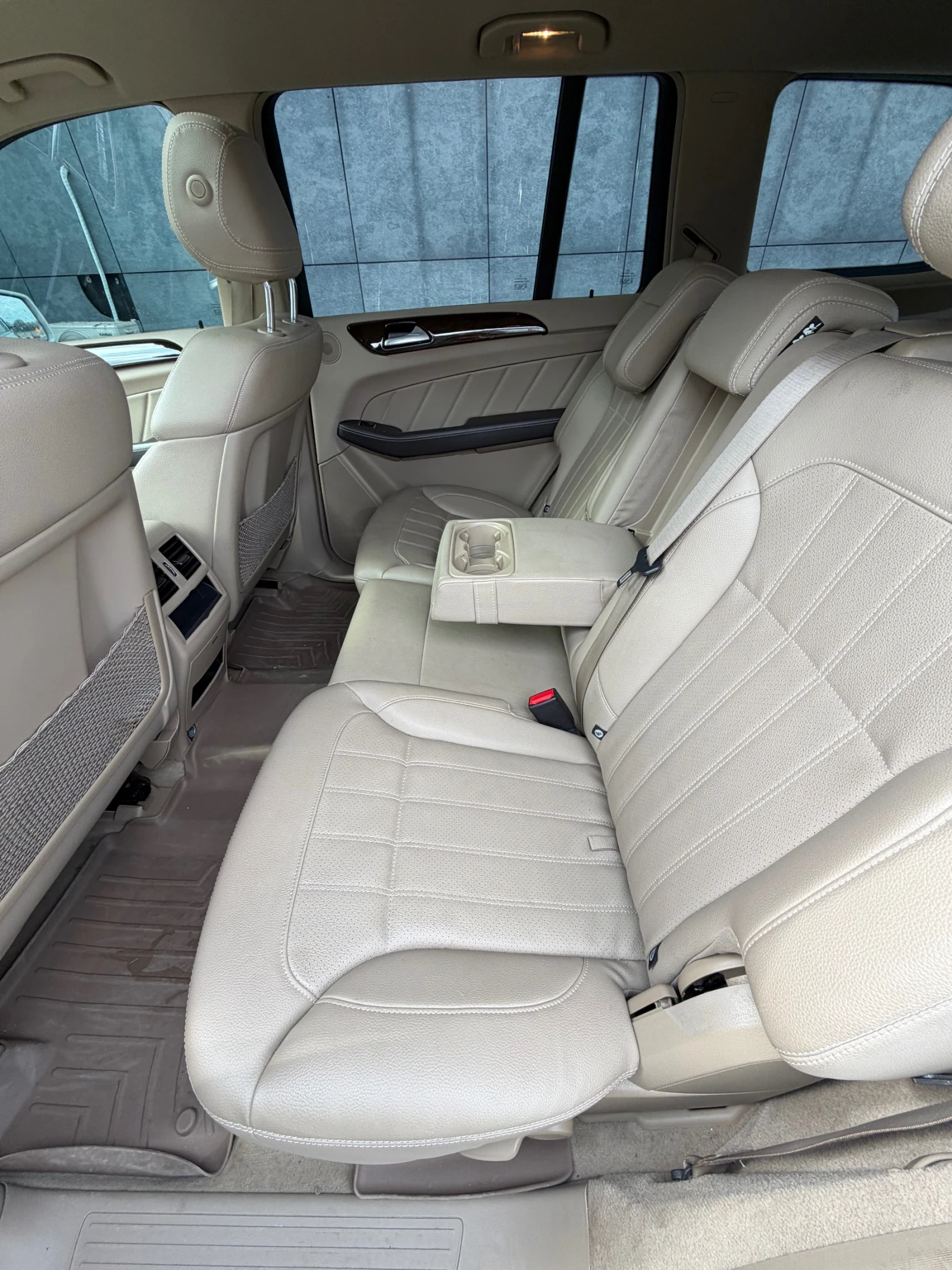 Mercedes-Benz GL 450 3.0 biturbo 367k.c 2016 TOP, снимка 12 - Автомобили и джипове - 54544675