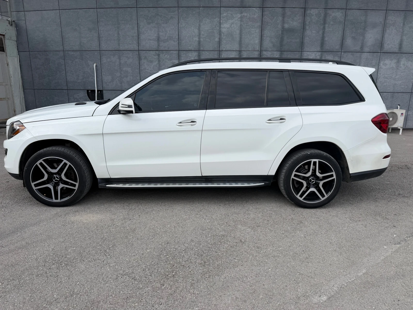Mercedes-Benz GL 450 3.0 biturbo 367k.c 2016 TOP, снимка 8 - Автомобили и джипове - 54544675