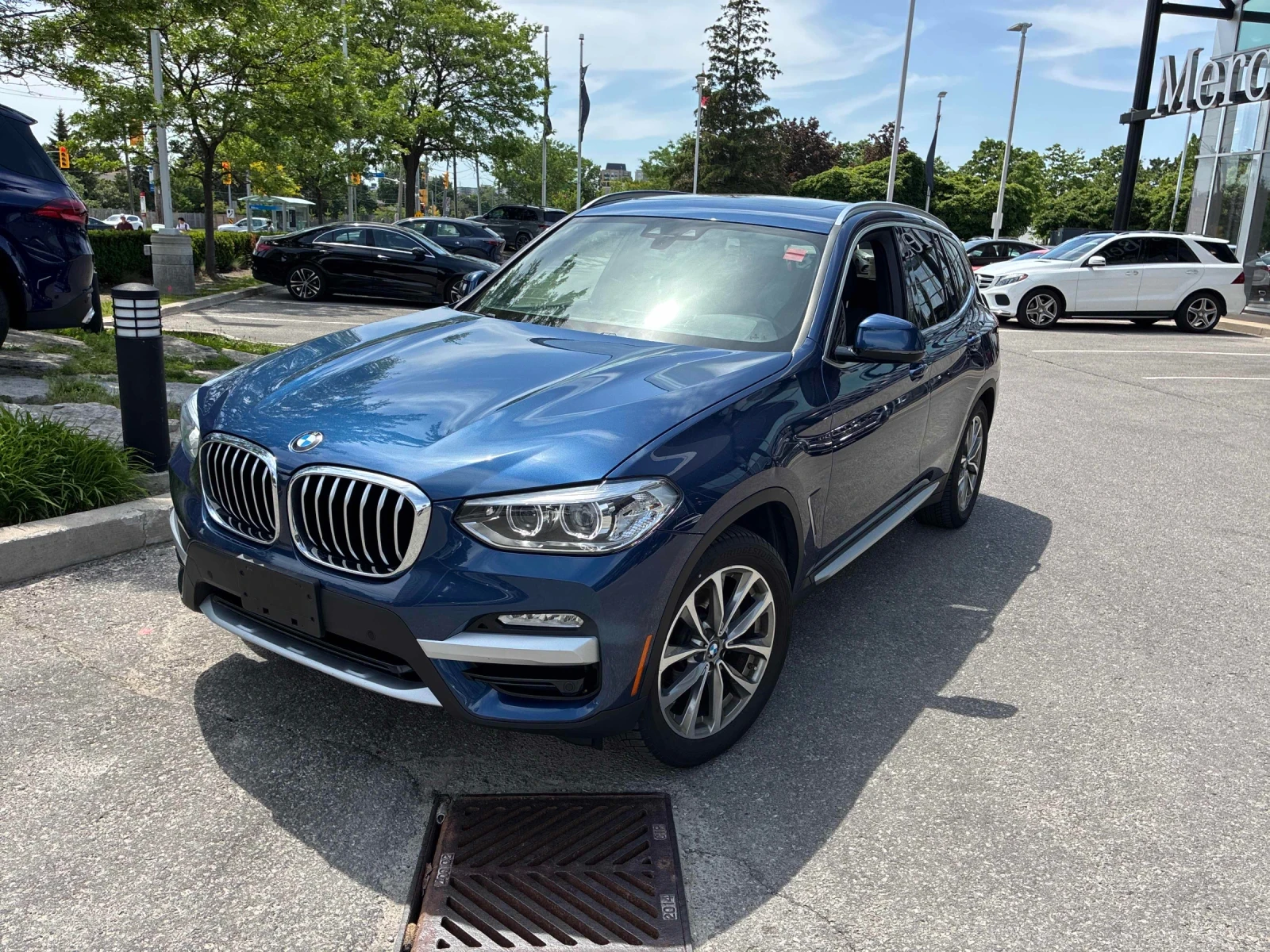 BMW X3 xDrive30i * ПОДГРЕВ * ПАНОРАМА * 2 КЛЮЧА * CARFAX, снимка 5 - Автомобили и джипове - 54804308
