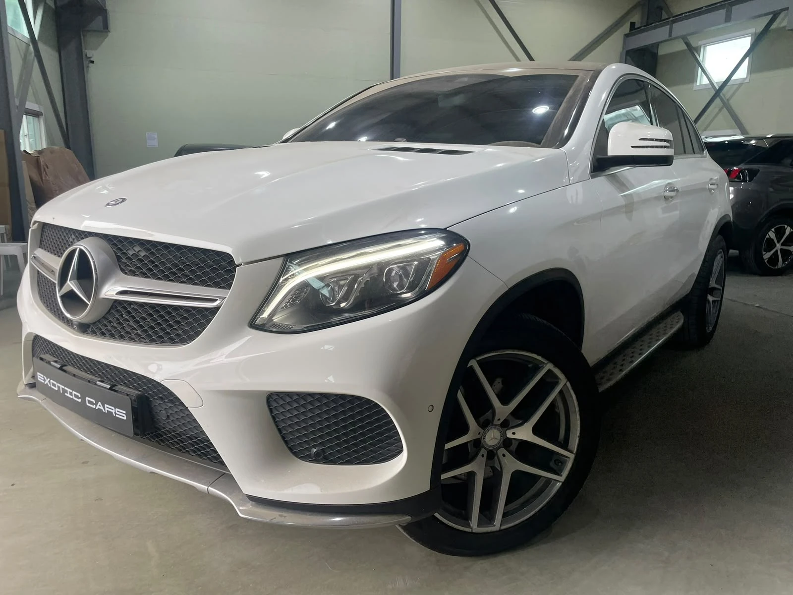 Mercedes-Benz GLE Coupe 350D ! 4matic ! AMG Line ! 9G-tronic !, снимка 3 - Автомобили и джипове - 55282309