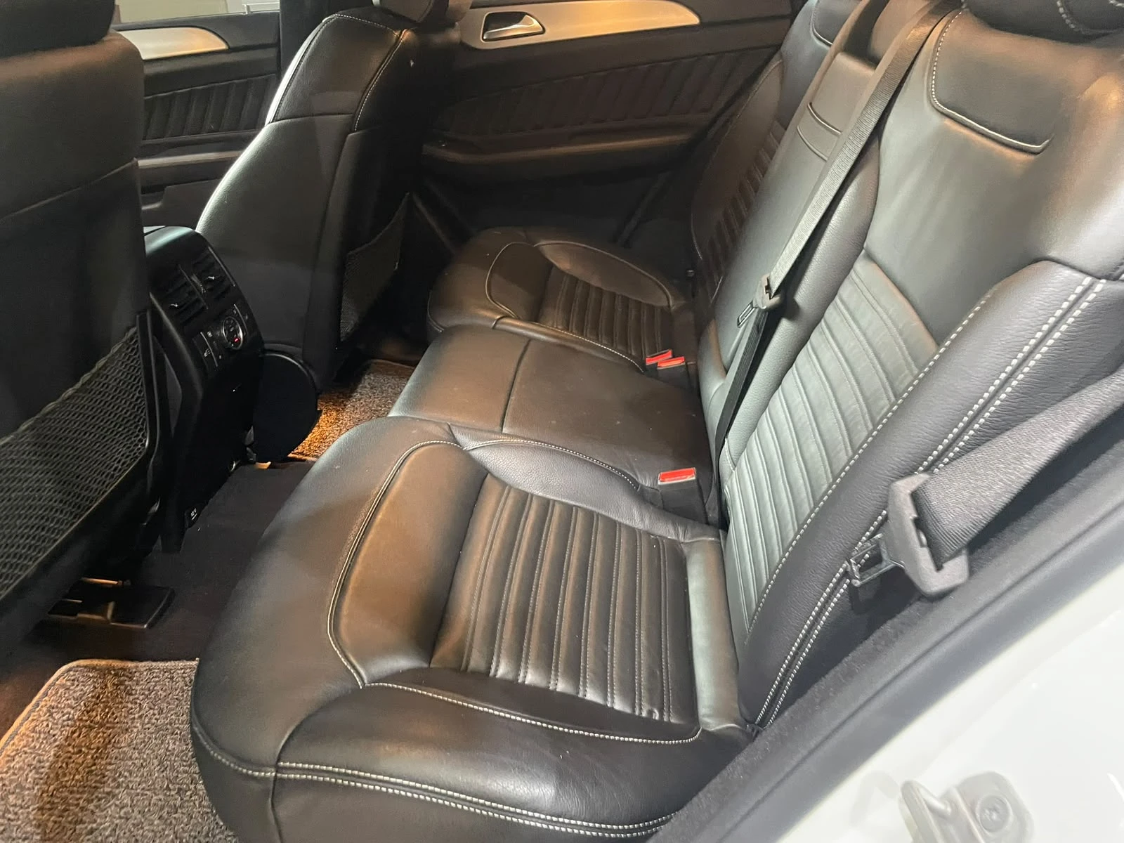 Mercedes-Benz GLE Coupe 350D ! 4matic ! AMG Line ! 9G-tronic !, снимка 12 - Автомобили и джипове - 55282309