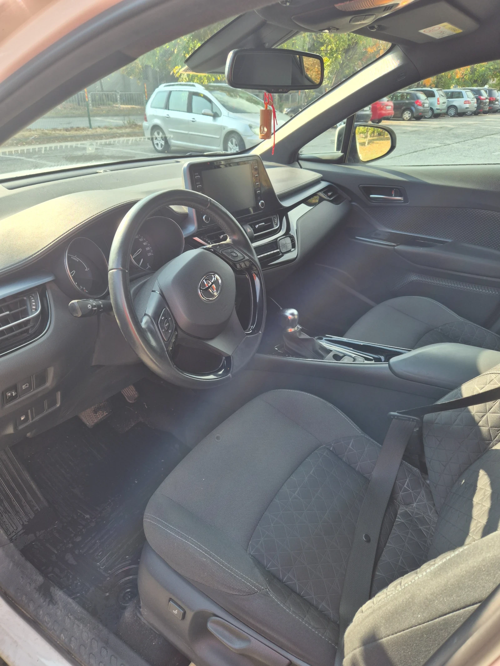 Toyota C-HR 1.8 Хибрид, снимка 5 - Автомобили и джипове - 56656411