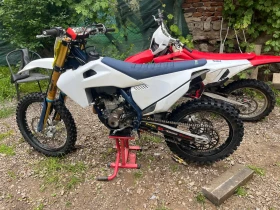 ������ Husqvarna FC