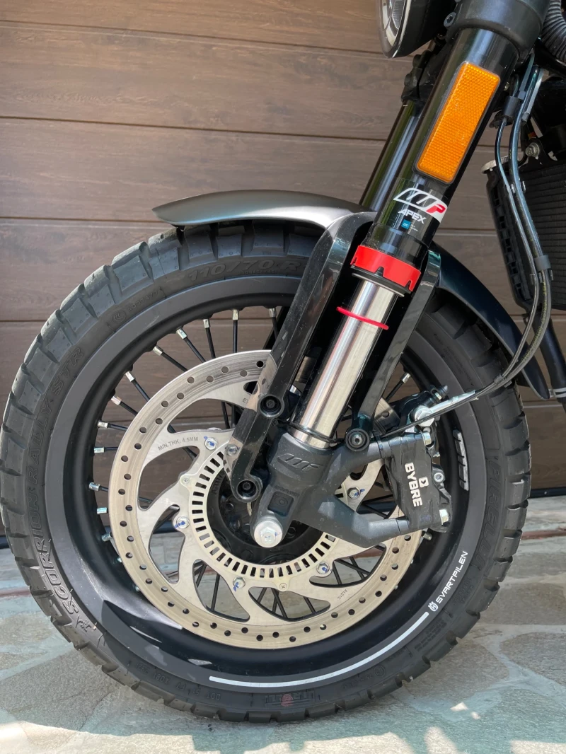 Husqvarna Svartpilen 401, снимка 9 - Мотоциклети и мототехника - 51028522