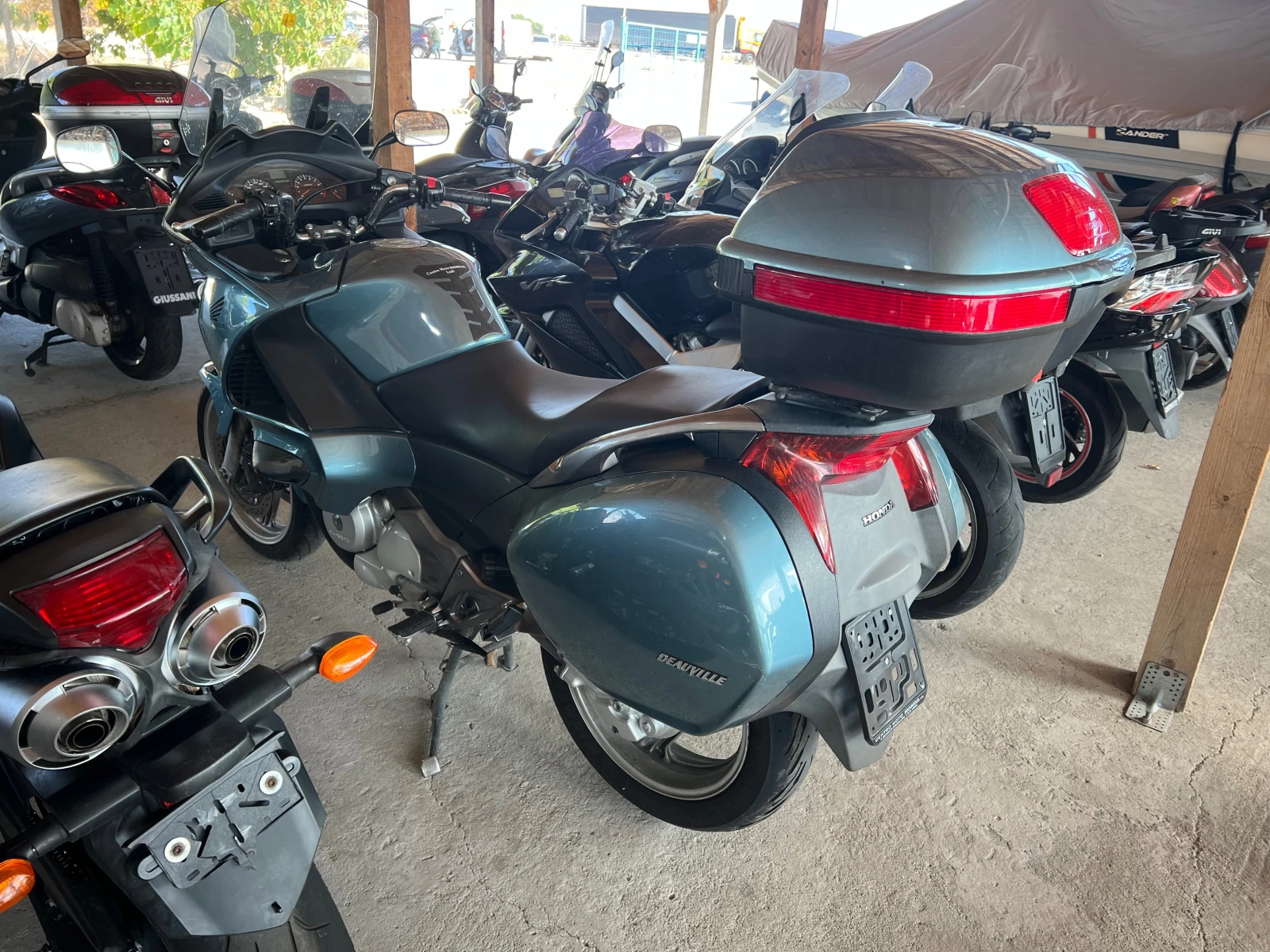 Honda Deauville 700i Lizing - изображение 4