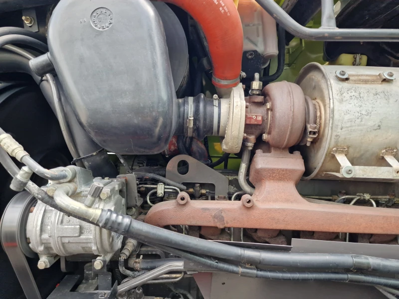 Трактор Claas ARES 816, снимка 12 - Селскостопанска техника - 50206296