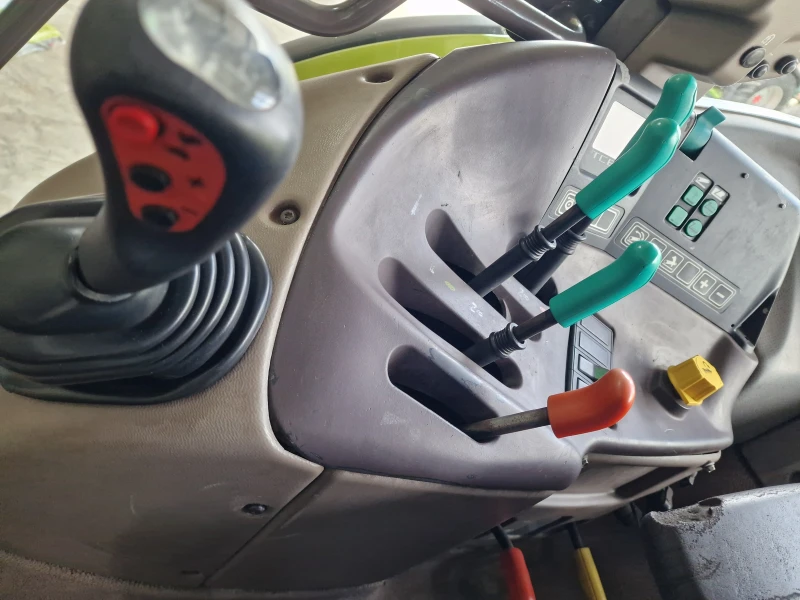 Трактор Claas ARES 816, снимка 9 - Селскостопанска техника - 50206296