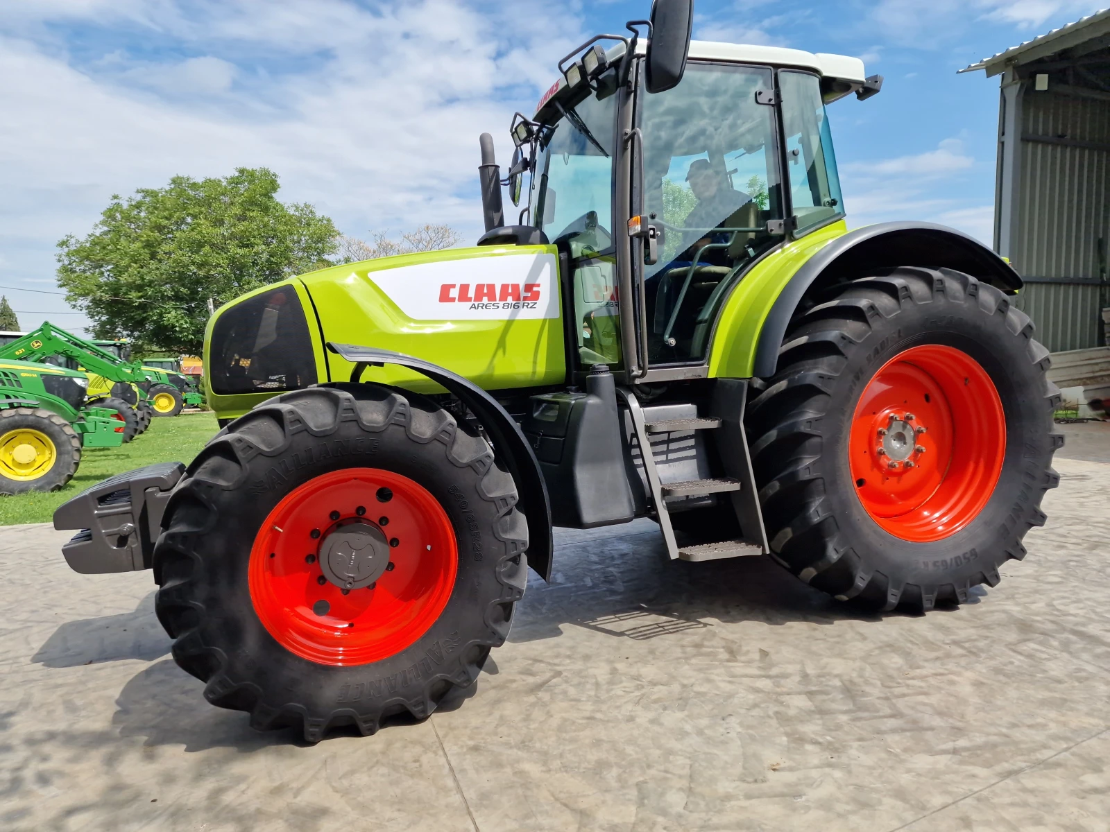 Трактор Claas ARES 816 - изображение 4