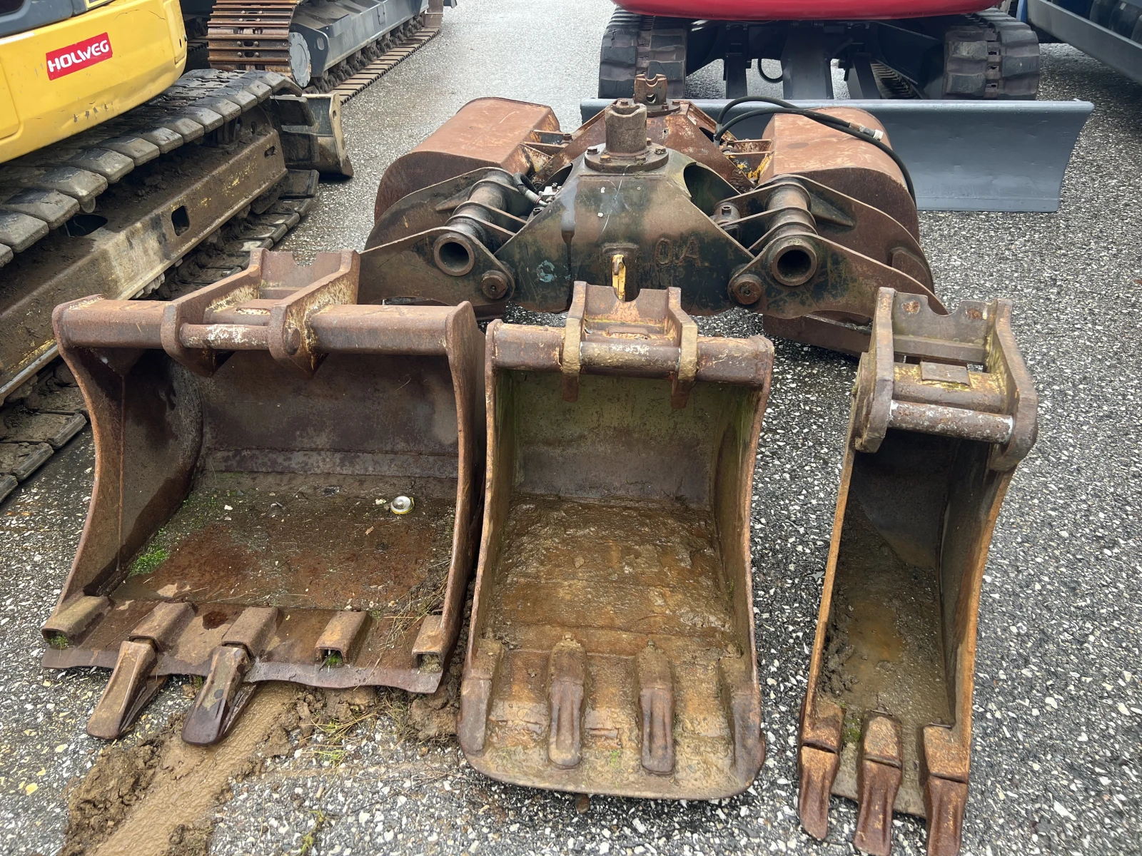 Допълнително оборудване Друг вид , Кофи и Бързосменици за Багери , , снимка 1