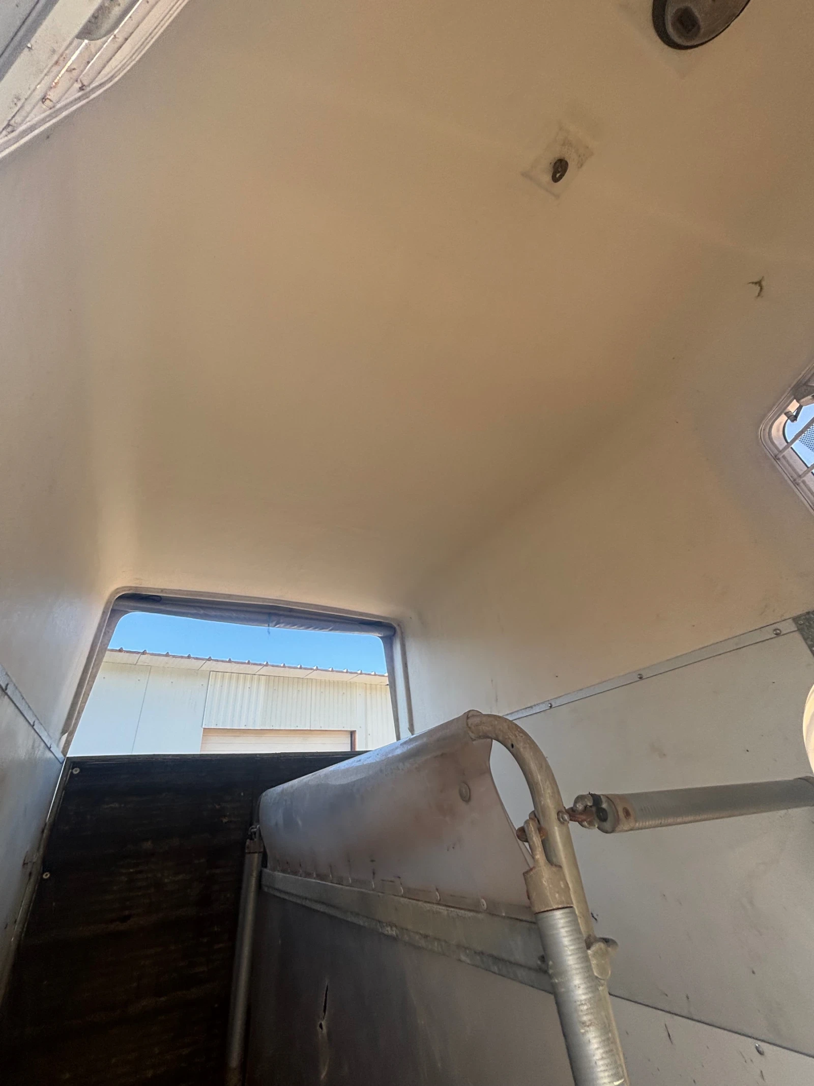 �� ��������� B?kcmann | Mobile.bg � ����������� 6