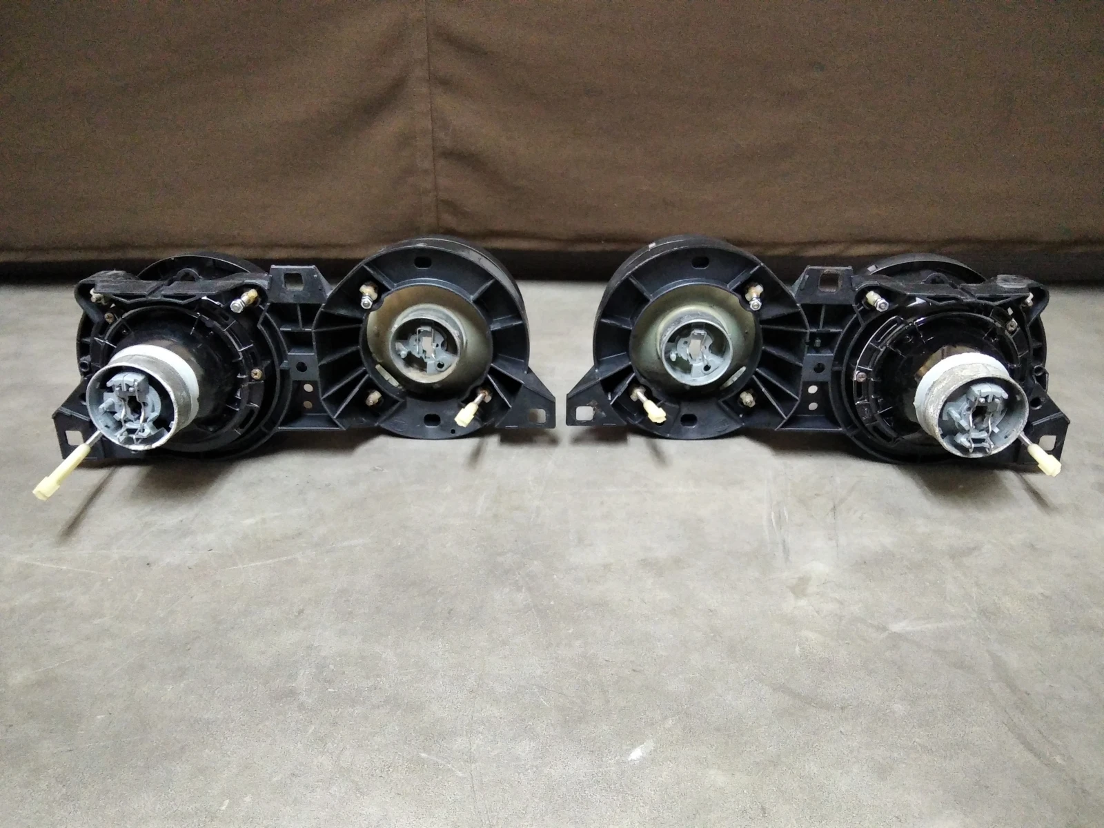 ������ ��� �30 ��� ���� ����� ������� BMW E30 BOSCH HELLA Black Smoked  | Mobile.bg � ����������� 2