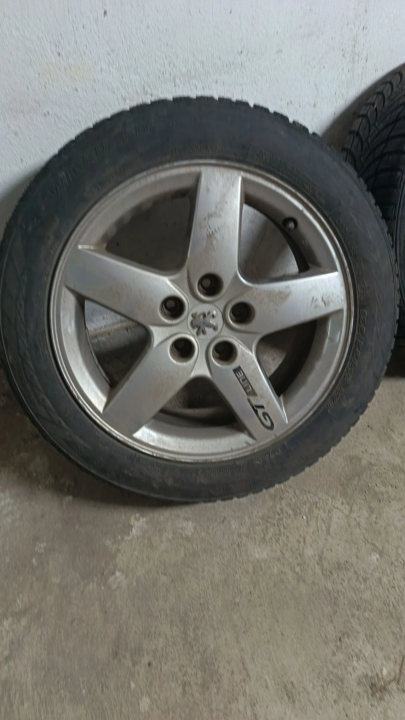 ���� � ������ 195/60R16 �� Peugeot 407 | Mobile.bg � ����������� 4