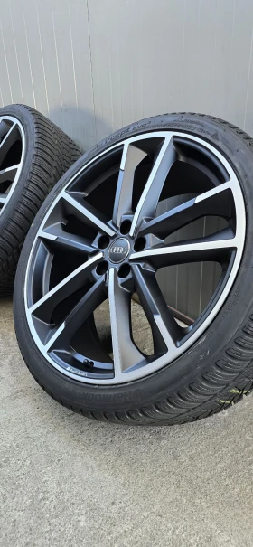        255/35R21  Audi S6