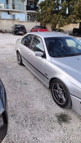 BMW 528, снимка 10