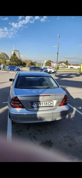 Mercedes-Benz C 200, снимка 4